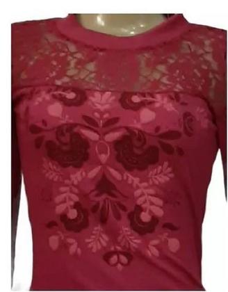 Imagem de Blusa feminina manga longa canelada estampada em relevo