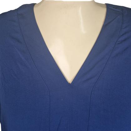 Imagem de Blusa Plus Size Elegante com Decote V e Amarração nas Costas - Tamanhos G6 e G7