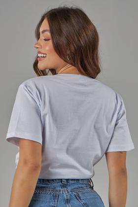 Imagem de Blusa T-shirt com Estampa Exclusiva CUSCUZ É MELHOR QUE MUITA GENTE”