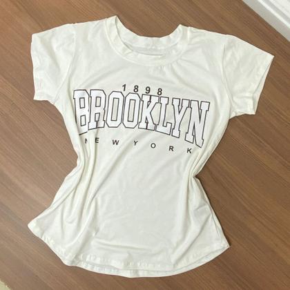 Imagem de Blusa t-shirt feminina estampa brooklyn gola rasa tecido viscolycra novidade