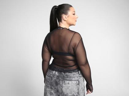 Imagem de Blusa Vista Magalu x Letticia Munniz Tule Gola Alta Manga Longa