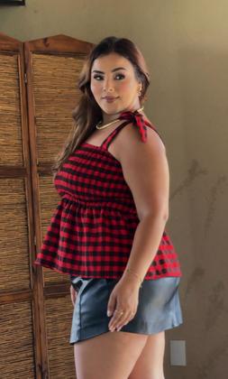 Imagem de Blusa Xadrez Feminina Plus Size Cropped e Bata Ajustável Confortável Moda Festa Junina São João