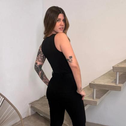 Imagem de Body Canelado Regata Feminino  Conforto e Estilo.