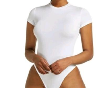 Imagem de Body  Feminino Decote Redondo Manga Curta Blusa Verão Gola Caréca com Fecho