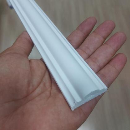 Imagem de Boiserie Rodameio 4 metros x 4cm Branco Poliestireno