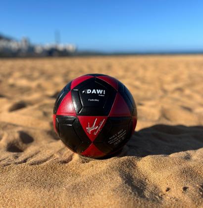 Imagem de bola de futevôlei e altinha oficial dawi competition 5 original