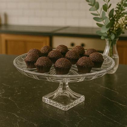 Imagem de Boleira Para Bolos Doces Bailarina De Vidro Com Pé 31cm