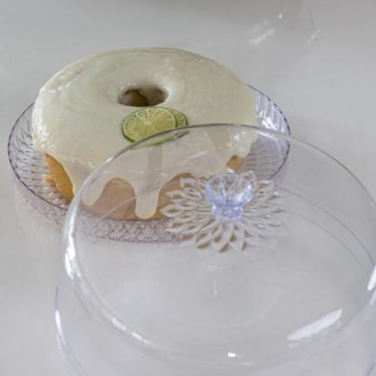 Imagem de Boleira Porta Bolos Tortas Queijos Com Tampa Cúpula Glamour 26 cm Sobremesas Mesa Posta Acrílico Plasútil Torteira Transparente