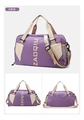 Imagem de Bolsa Academia Passeio Viagem Treino Academia mão e Transversal