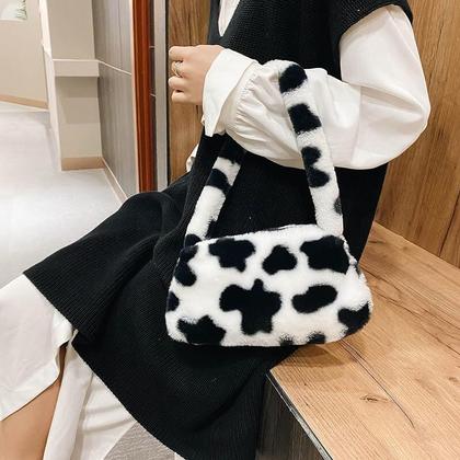 Imagem de Bolsa de Vaca em Pelúcia com Alça Macio Fofo Estilo Kawaii Japonês