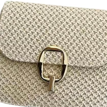 Imagem de Bolsa Feminina em Crochê Sintético Alça Ombro Transversal Regulável Fecho Dourado na Cor Palha