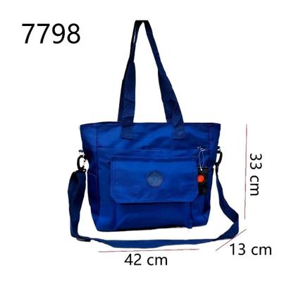 Imagem de Bolsa Feminina Grande com Bolsos