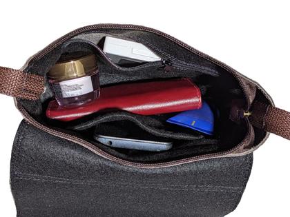 Imagem de Bolsa Feminina Pequena Couro Legitimo Bolsinha Transversal Alça Regulável