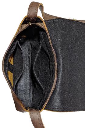 Imagem de Bolsa Feminina Pequena Couro Legitimo Bolsinha Transversal Alça Regulável