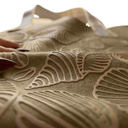 Imagem de Bolsa Feminina Praia Com Alto Relevo 3D Chinelo Slim Marrom Magicc BCH-240