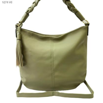 Imagem de Bolsa Feminina Sacola Ombro / Transversal com Alça Trançada e Chaveiro de Franjas 1074