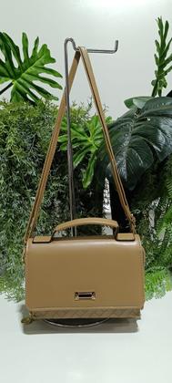 Imagem de Bolsa Feminina Transversal De Ombro Tira Colo Bolsinha Pequena Com Alça Confort Com Ziper