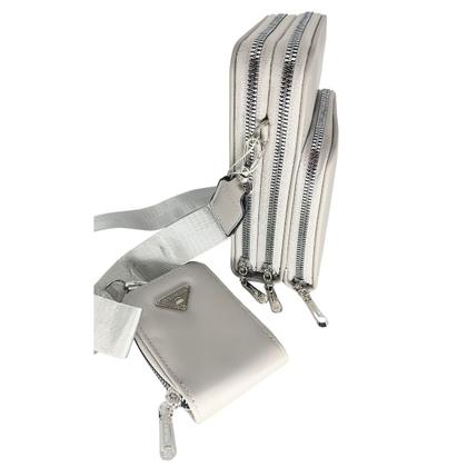 Imagem de Bolsa feminina transversal porta celular com carteira luxo ziper metal prata 