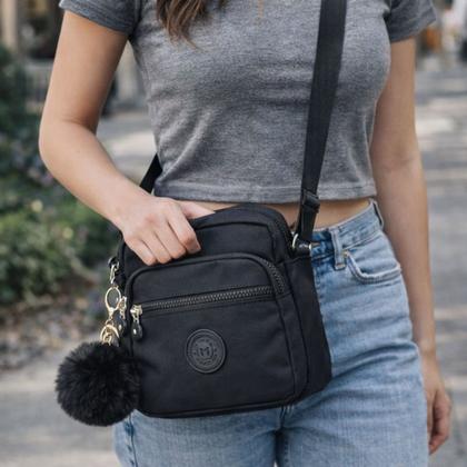 Imagem de Bolsa Pequena Feminina Transversal Nylon Com Alça Ajustável Moderna Leve Dia a Dia Estilo Casual