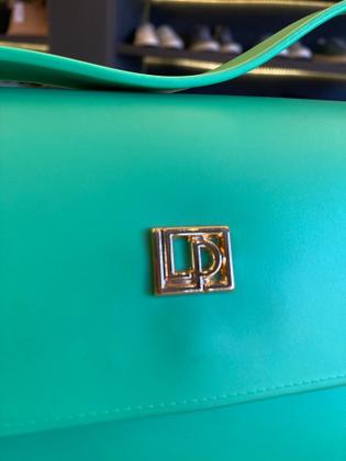 Imagem de Bolsa Shoulder rebite lança perfume