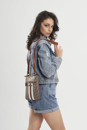 Imagem de Bolsa tiracolo Nautica Lakeside Signature Jaquard Khaki feminina