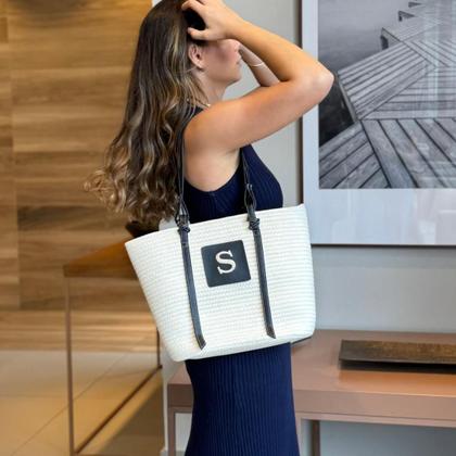 Imagem de Bolsa Tote Feminina Personalizada Com letra Em Couro Premium 