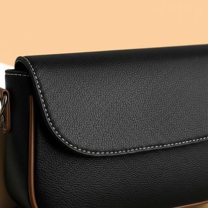 Imagem de Bolsa Transversal Pequena Com Alça Regulável E Detalhe