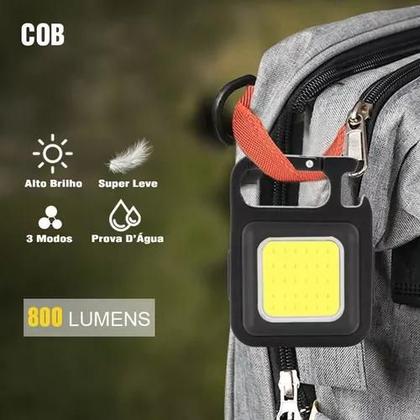 Imagem de Bolso Iluminado: Mini Lanterna LED Recarregável e Portátil