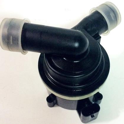 Imagem de Bomba Dagua Auxiliar Amarok 2.0 16V Tdi  Diesel de 2010 À 2016 - 03l965561a