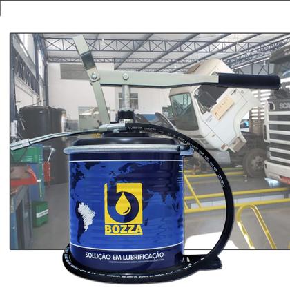 Imagem de Bomba Manual p/ Graxa c/ Recipiente 7Kg Ref 8522-G3 BOZZA