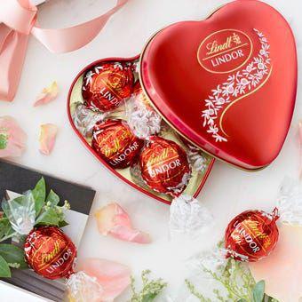 Imagem de Bombom de Chocolate Suiço Lindt Lindor, 2 Latas Coração 50g