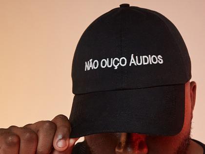 Imagem de Boné Vista Magalu Aba Curva Snapback Bordado