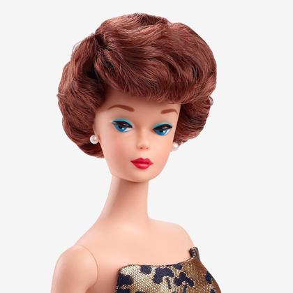 Boneca Articulada Barbie Signature 1961 Brownette Bubble Cut