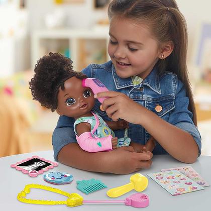 Imagem de Boneca Baby Alive Dia De Cuidar Da Bella 8 Acessórios