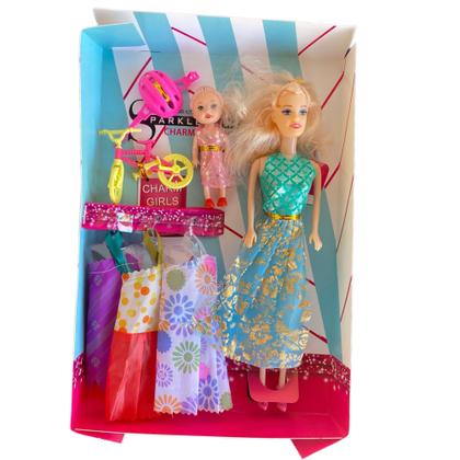 Imagem de Boneca barbie com roupa acessórios e bonequinha na caixa de plástico de brinquedo