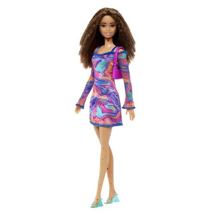 Imagem de Boneca Barbie - Fashionista cabelo frisado e sardas - Modelo 206 MATTEL