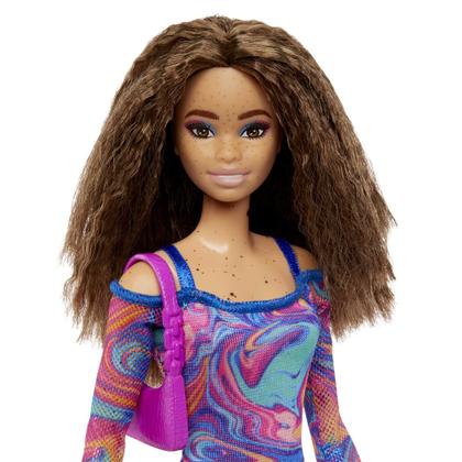 Imagem de Boneca Barbie - Fashionista cabelo frisado e sardas - Modelo 206 MATTEL