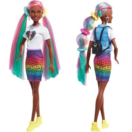 Imagem de Boneca Barbie Negra Cabelo Arco Íris Leopardo Animal Print