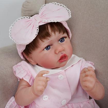 Imagem de Boneca Bebê Reborn Corpo de Tecido Realista 56cm Original Kit Acessórios Conjunto Roupa Mamadeira Chupeta