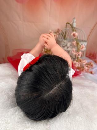 Imagem de Boneca Bebe Reborn Menina Corpo de Pano Super Realista