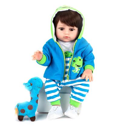 Imagem de Boneca Bebê Reborn Menino Girafinha Realista Brastoy 100% Silicone Pode Dar Banho Conjunto de Roupa Chupeta Mamadeira e Pelúcia