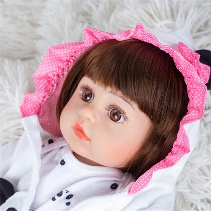 Imagem de Boneca Bebê Reborn Panda Realista Brastoy Silicone Conjunto de Roupa Chupeta Mamadeira e Pelúcia