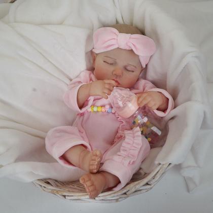 Imagem de Boneca Bebê Reborn Realista Brastoy Original 48cm Silicone Kit Acessórios Conjunto de Roupa Chupeta Mamadeira e Pelúcia