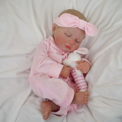 Imagem de Boneca Bebê Reborn Realista Brastoy Original 48cm Silicone Kit Acessórios Conjunto de Roupa Chupeta Mamadeira e Pelúcia