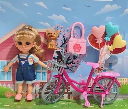 Imagem de Boneca de Brinquedo Bella Com Acessórios e Bicicleta