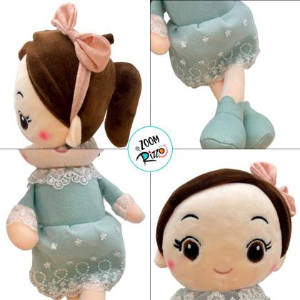 Imagem de Boneca de Pelúcia com Vestido e Laço - Verde - 70cm - 1 unidade - Rizzo