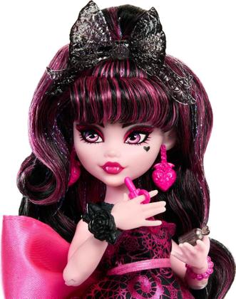 Imagem de Boneca Monster High Draculaura com Vestido de festa e Acessórios