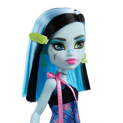 Imagem de Boneca Monster High Pijama Frankie Stein Com Acessorios