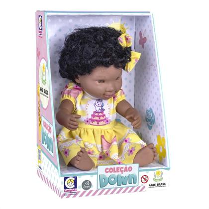 Imagem de boneca negra coleçao down inclusiva cotiplas apae brasil