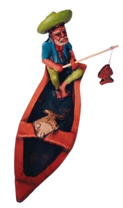 Imagem de Boneco De Barro Pescador Barco Peixe Mar Praia